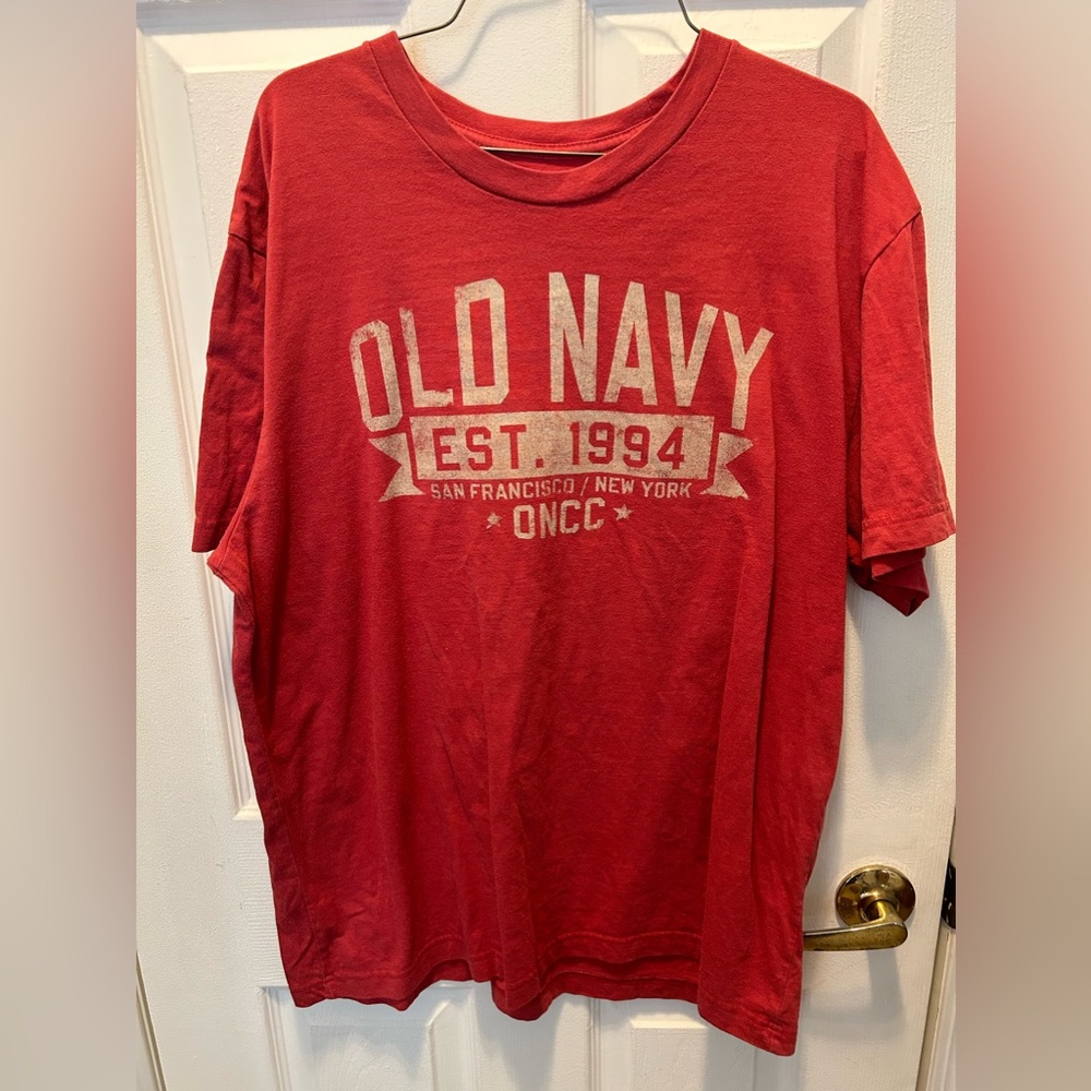 Old Navy T-shirt xl